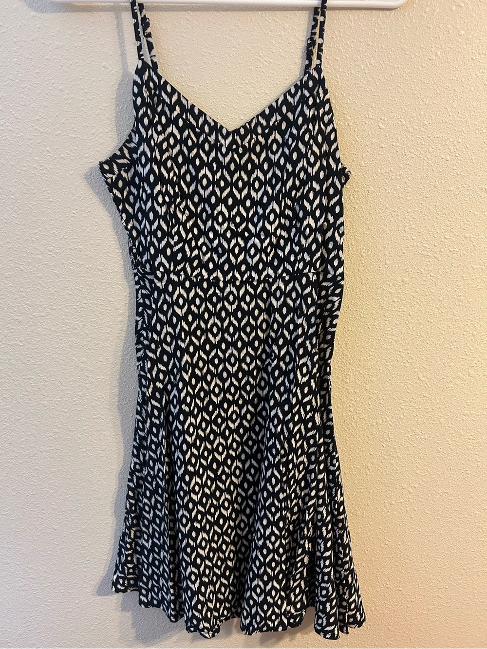 Old Navy Black White Ikat Geometric Fit & Flare Cami Mini Dress XS